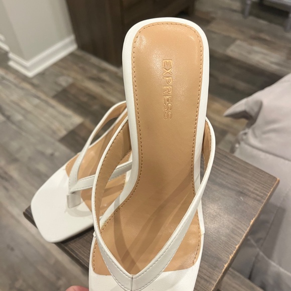 Express new without box size 7 white 2 inch heels - Picture 2 of 5